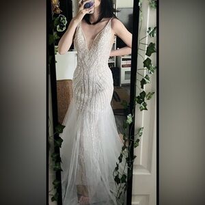 Cinderella Divine CDS401 Wedding Gown Size 2